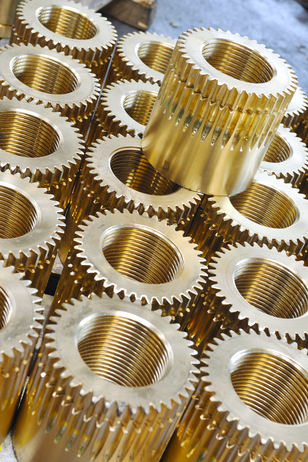 工业工厂铁厂钢铁和机械零件现代室内大厅